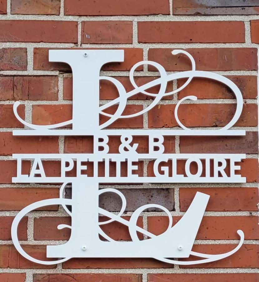 Pogum La Petite Gloire Bed & Breakfast エクステリア 写真